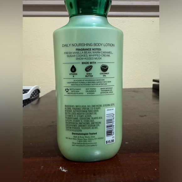 Brand New Bath and Body Works Vanilla Bean Noel Holiday Lotion 8 oz - Picture 4 of 4